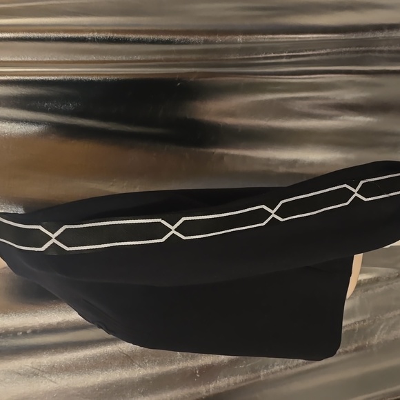 Hunter Boots Sweatshirt free w/purchase - Picture 13 of 14